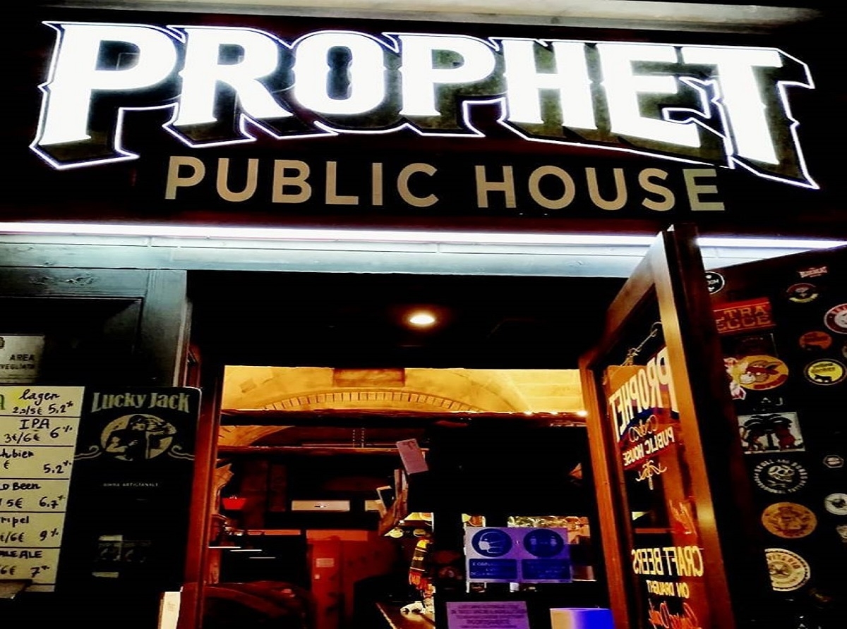 Da vent'anni serve birra a Lecce: Prophet Pub – M. Lorenzo 